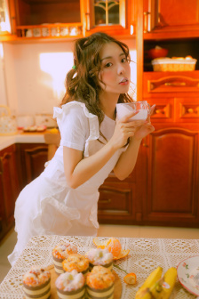 巨乳吸奶后入动漫